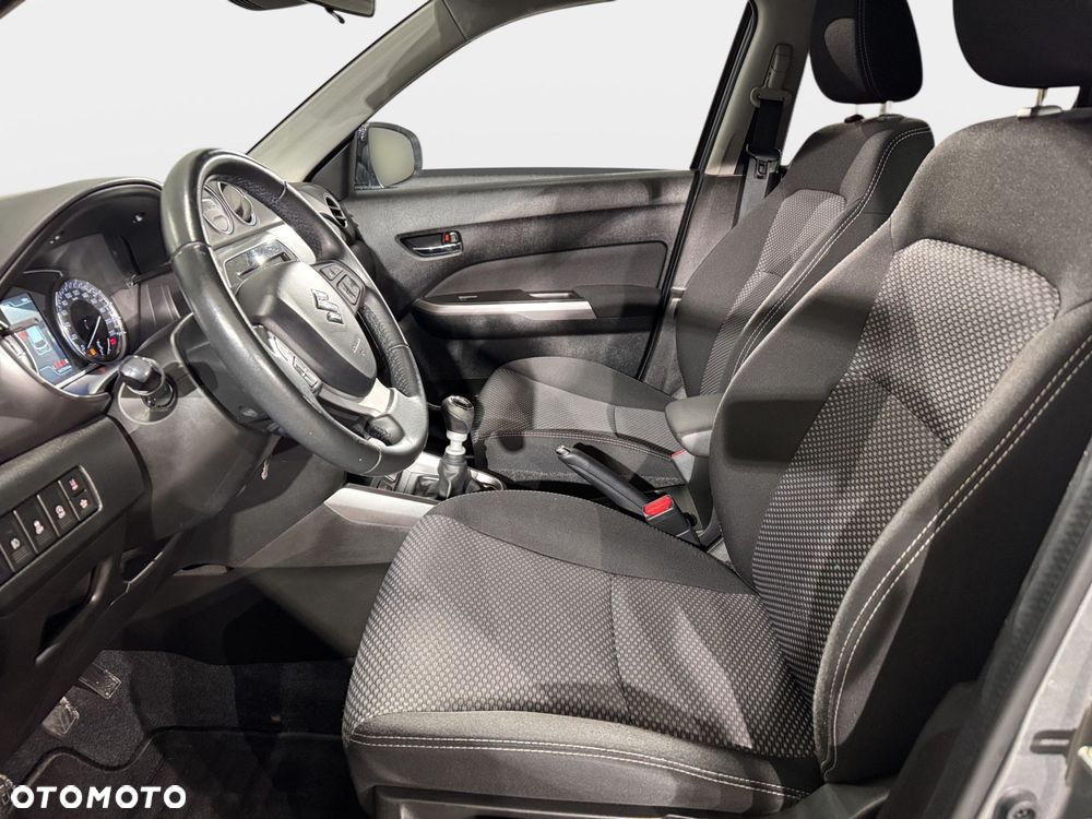 Suzuki Vitara - 13