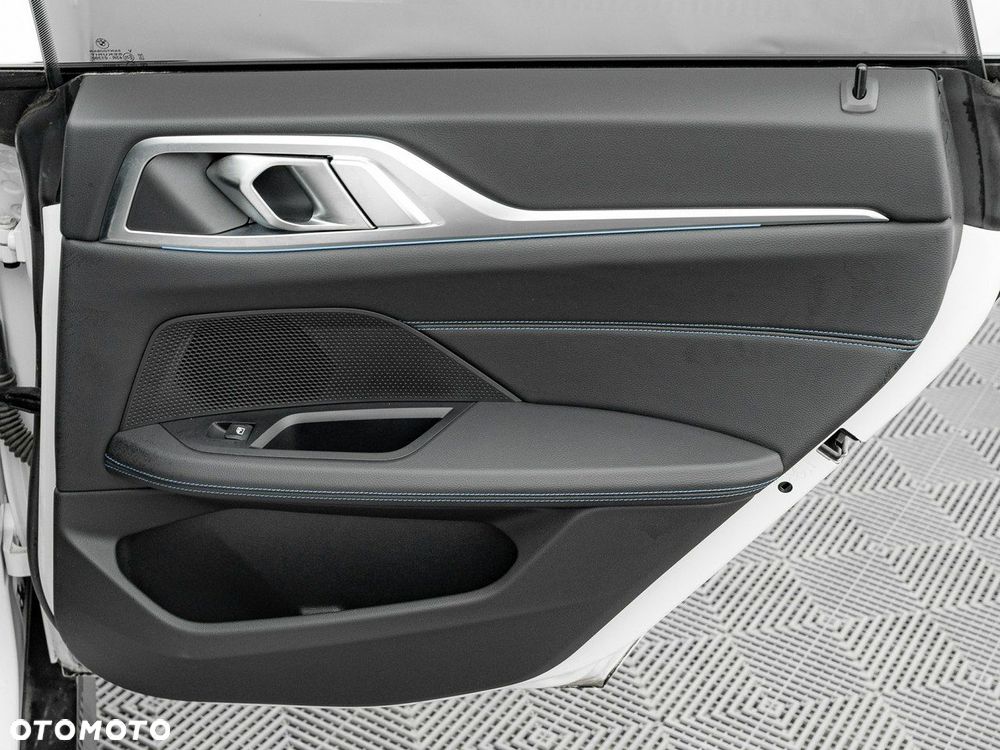 BMW i4 80.7kWh eDrive 40 M Sport - 28