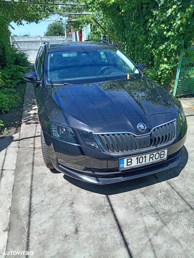 Skoda Octavia - 1