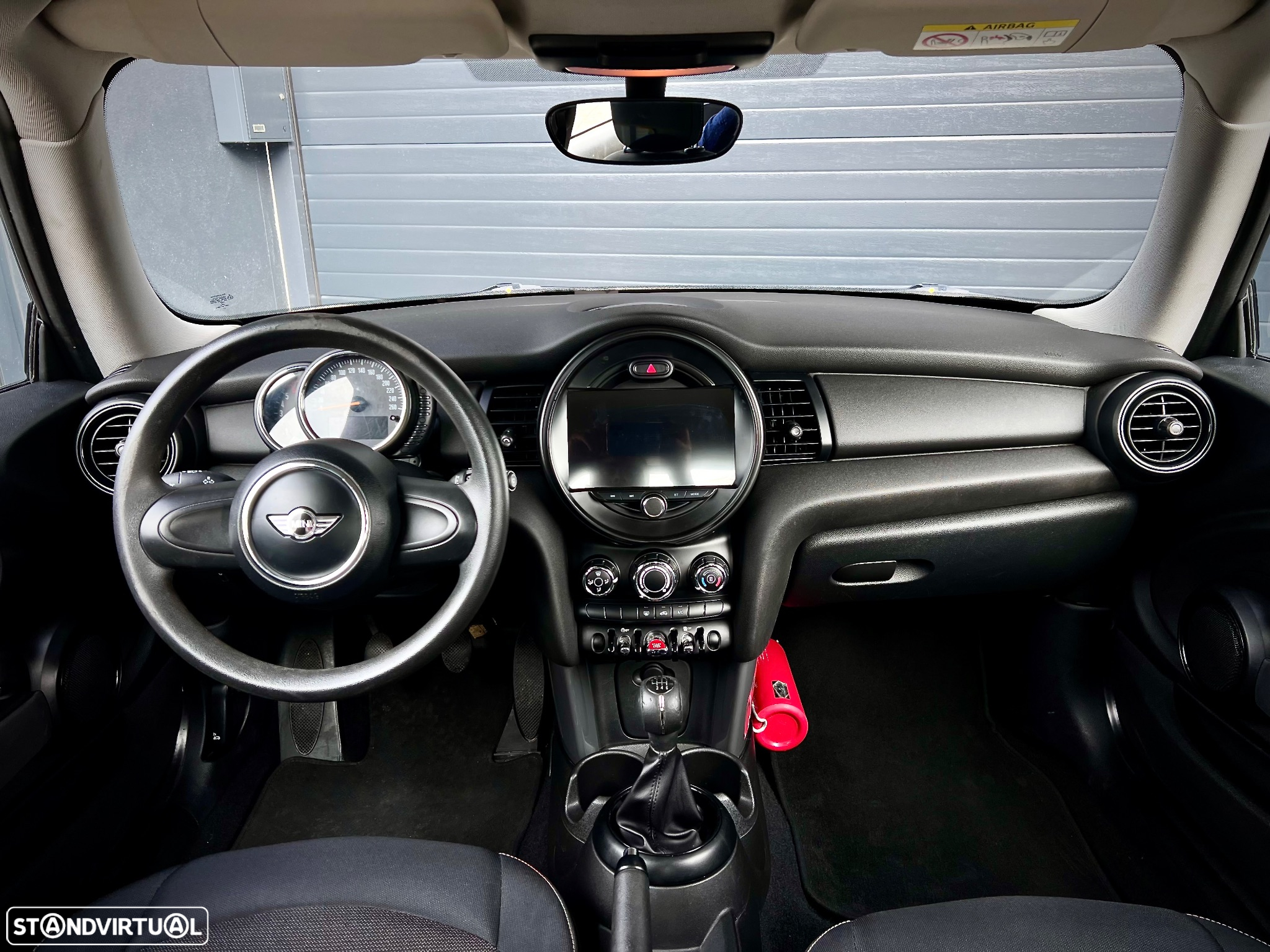 MINI 3 Portas One D - 10