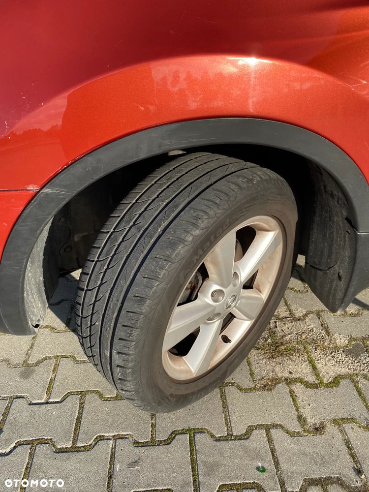 Nissan Qashqai - 12