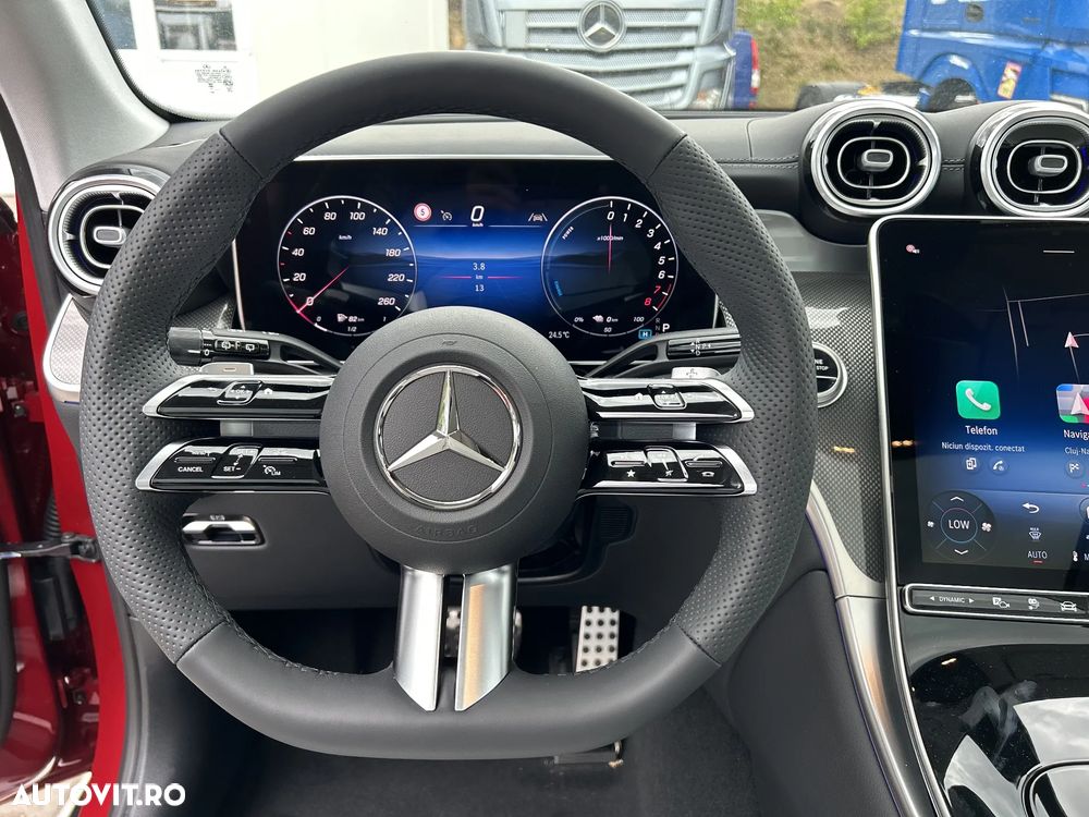 Mercedes-Benz GLC 300 e 4Matic 9G-TRONIC AMG Line Advanced - 11