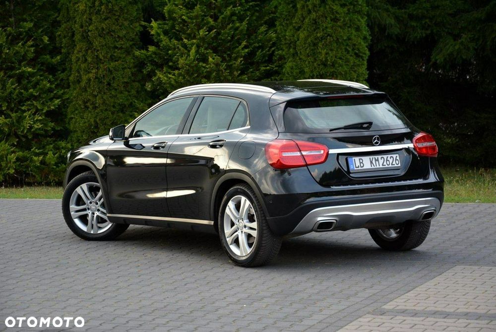 Mercedes-Benz GLA 200 Urban - 7