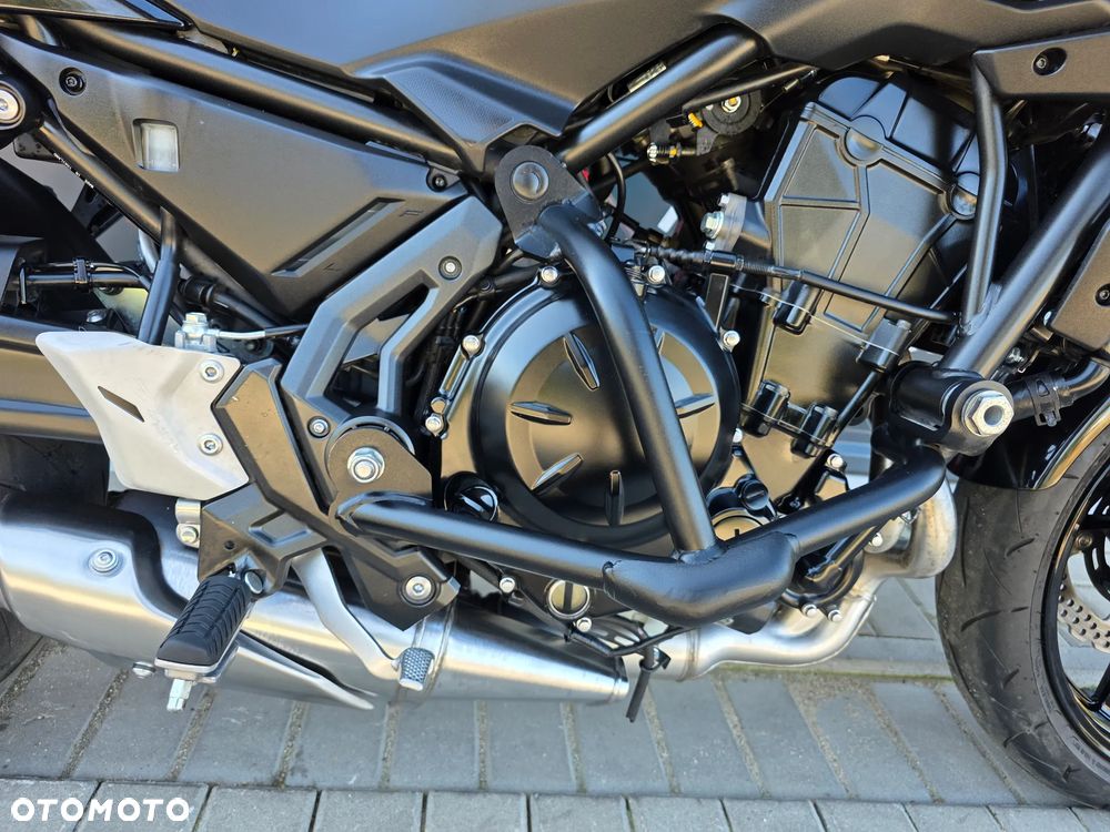 Kawasaki Z 650 - 25