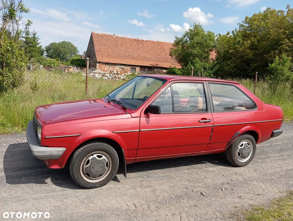 Volkswagen Polo - 4