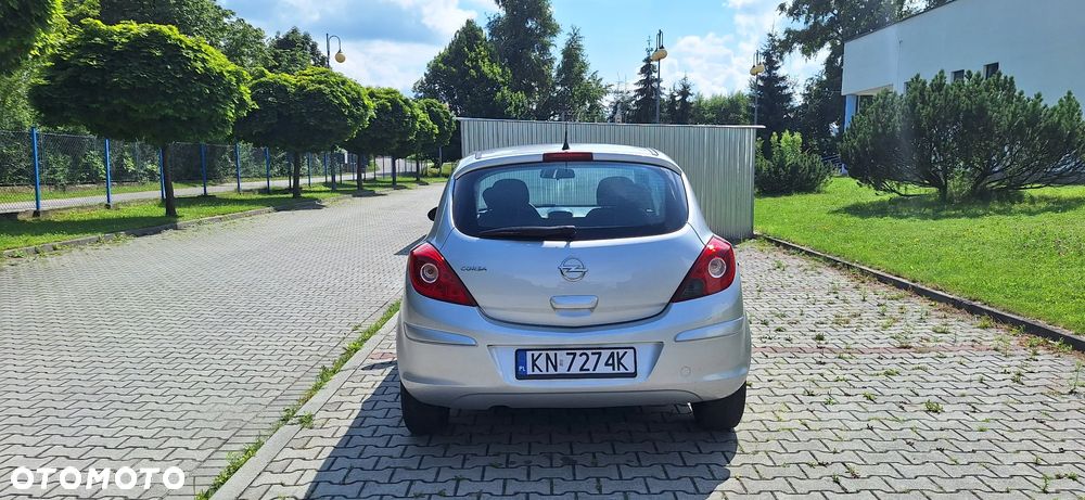 Opel Corsa 1.2 16V Enjoy - 18