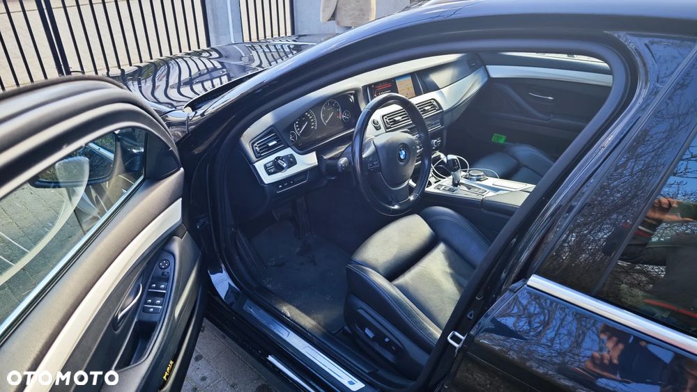 BMW Seria 5 520d xDrive Luxury Line - 6