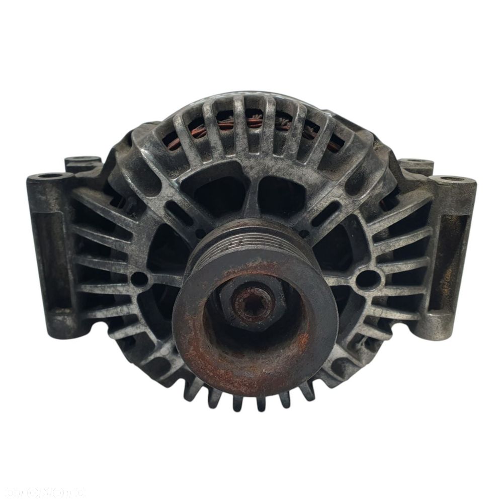 ALTERNATOR Mercedes W204 2.2 CDI valeo A0009060401 TG15C182 150A - 6