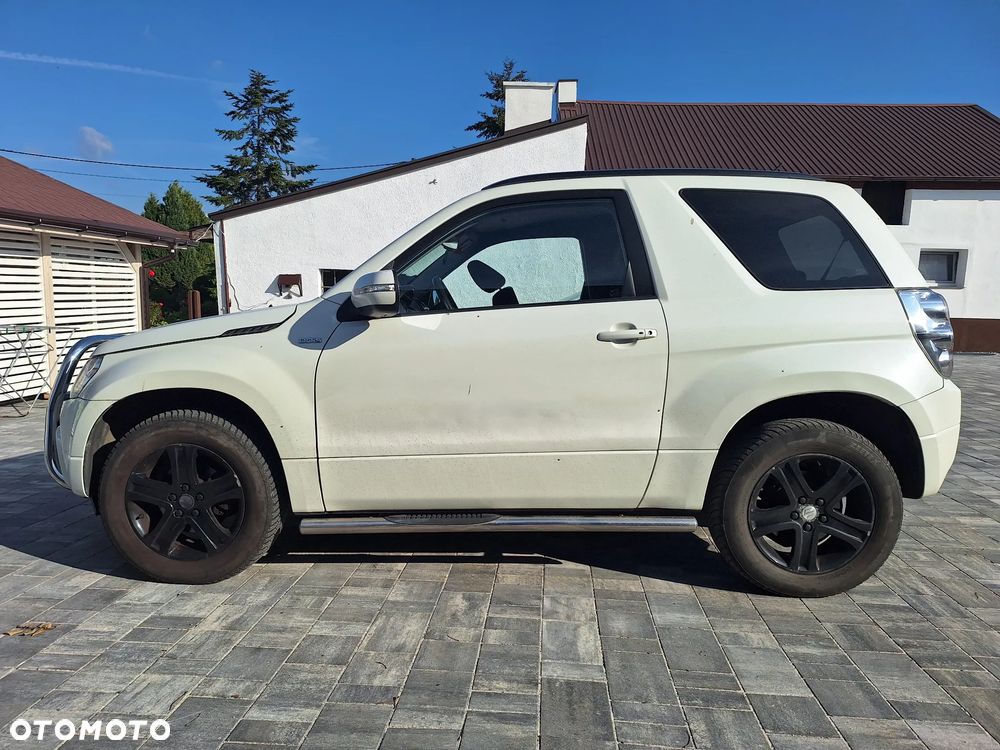 Suzuki Grand Vitara 2012 photo 3