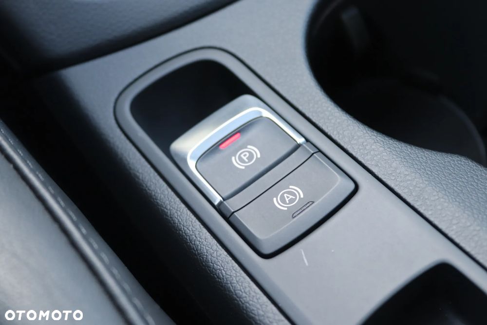 Audi Q3 2.0 TDI Quattro Edycja Specjalna - 35