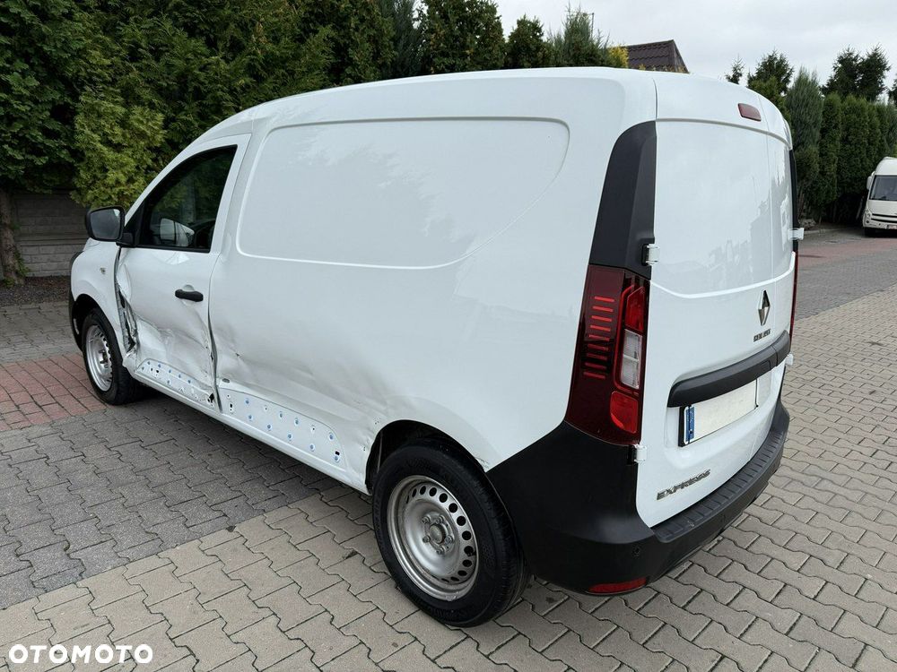 Renault Express - 5