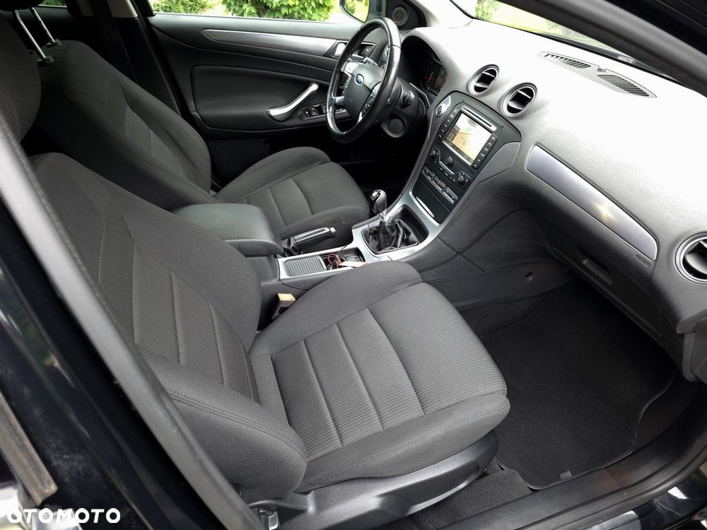 Ford Mondeo 2.0 TDCi Titanium - 14