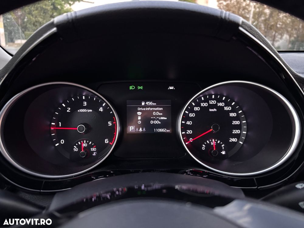 Kia XCeed 1.6 DSL MHEV HP 7DCT Style+ - 3