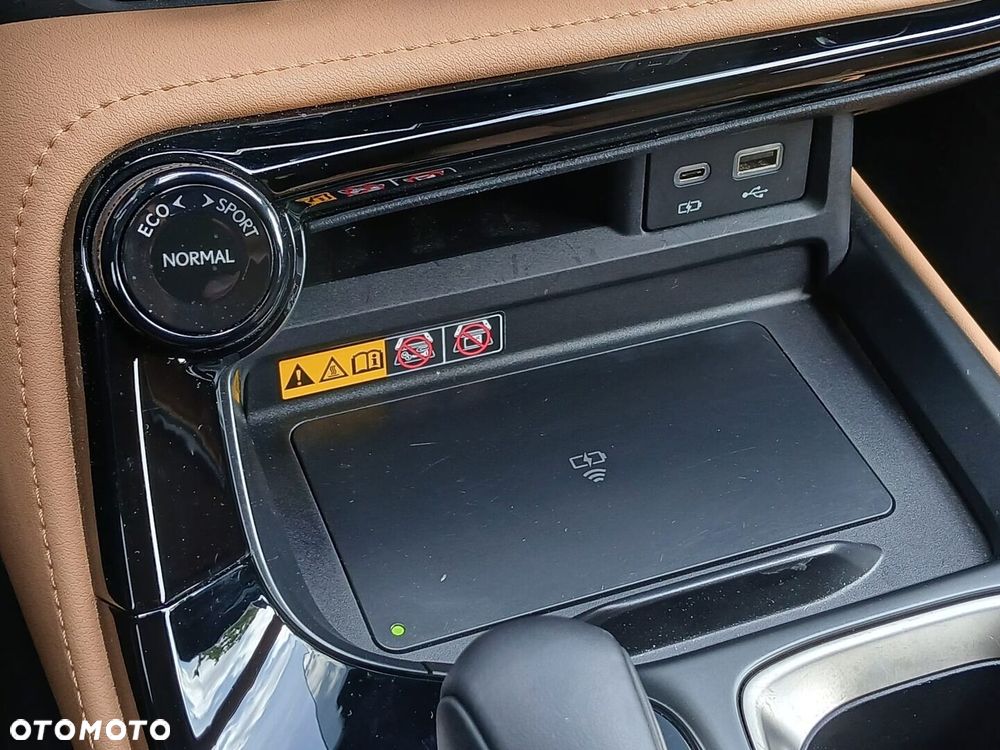Lexus NX 350h Prestige 2WD - 24