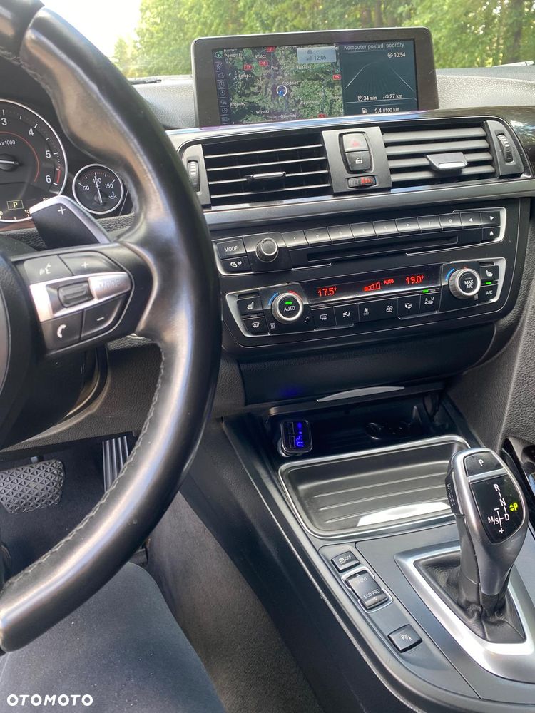 BMW Seria 3 335d xDrive Edition M Sport Shadow - 22