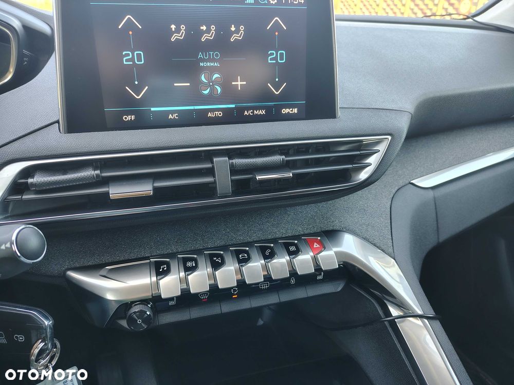 Peugeot 5008 - 15