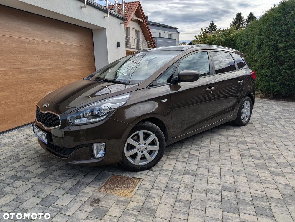 Kia Carens 2013 photo 4