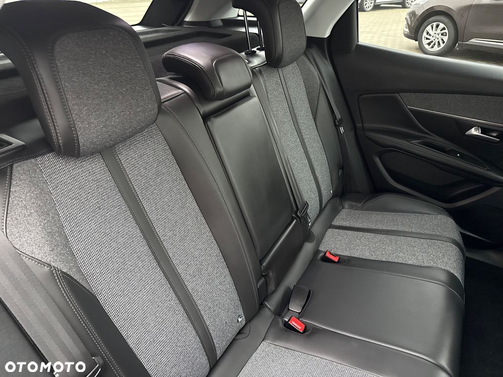 Peugeot 3008 2.0 HDi Premium - 34