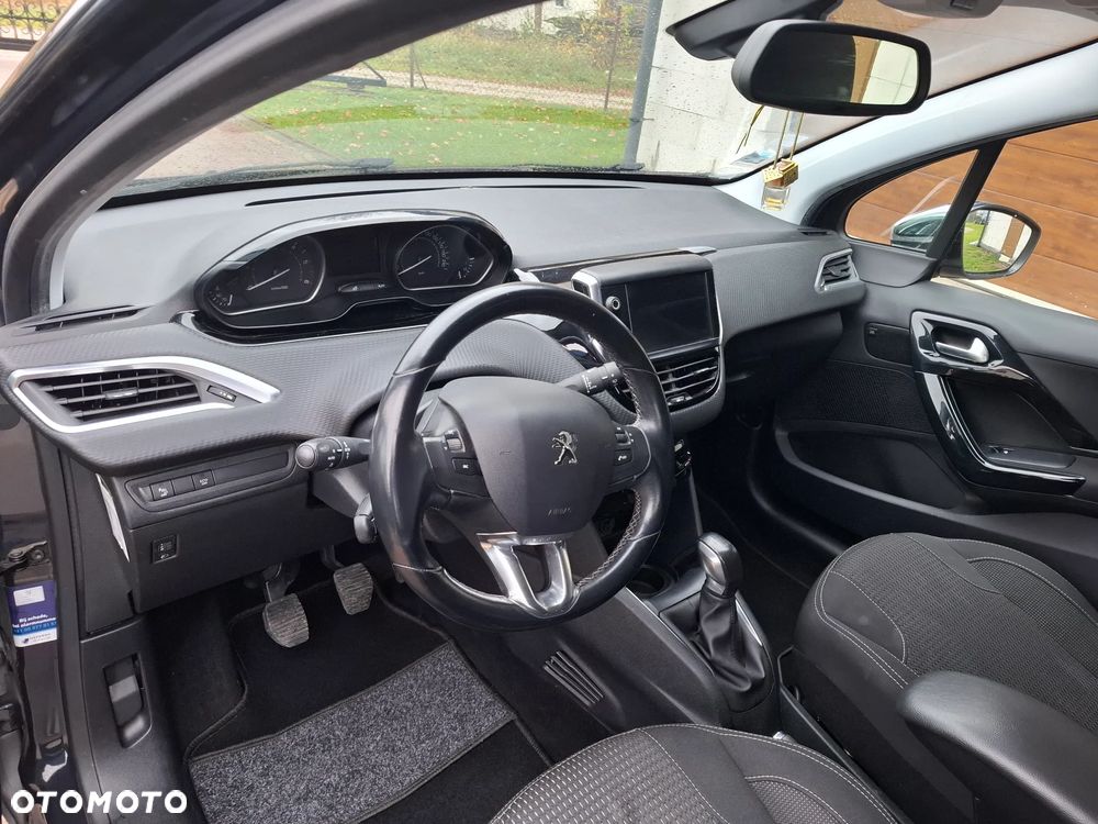 Peugeot 208 Blue-HDi 100 Stop&Start Allure - 21
