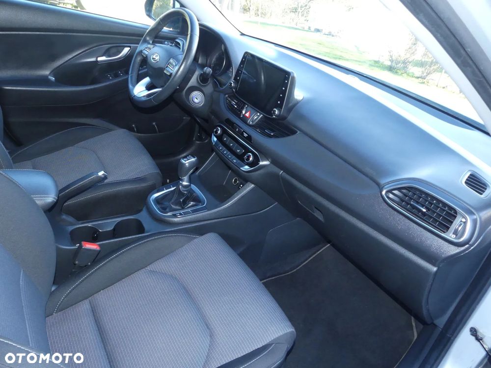 Hyundai i30 1.4 Comfort - 32