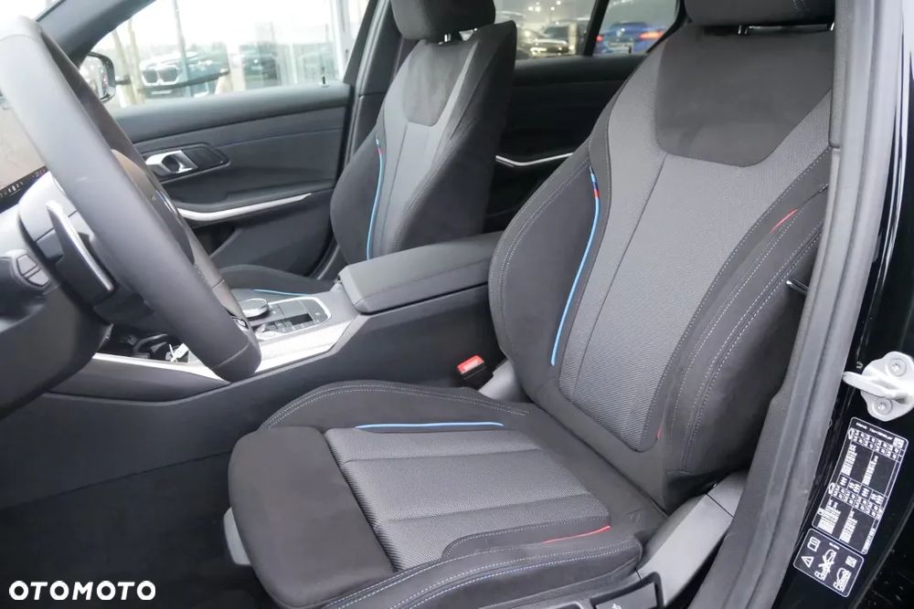 BMW Seria 3 318i M Sport - 15