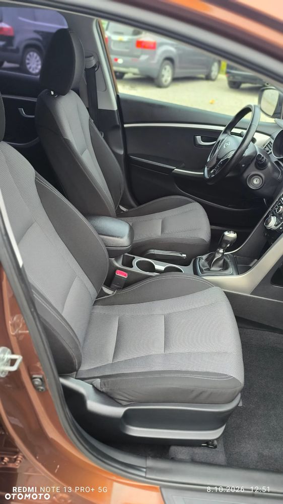 Hyundai i30 1.6 Premium - 31