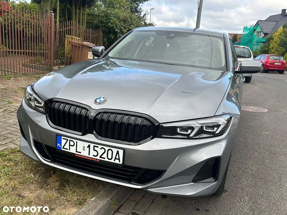 BMW Seria 3 2022 photo 2