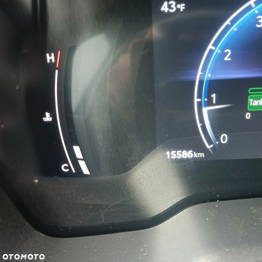 Toyota Corolla Cross - 15