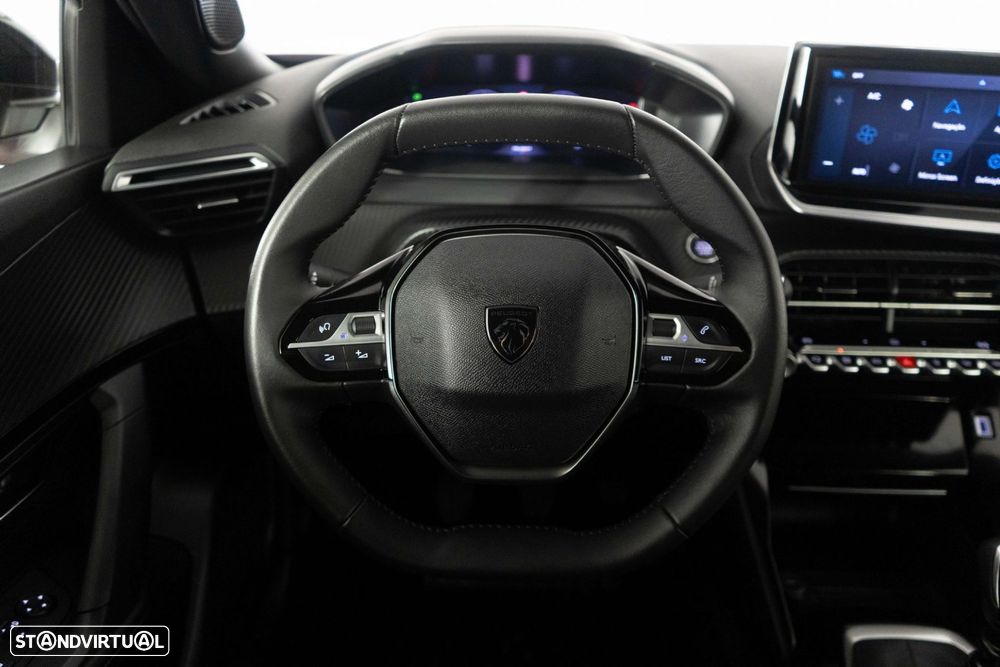 Peugeot 2008 1.2 PureTech Allure Pack - 24