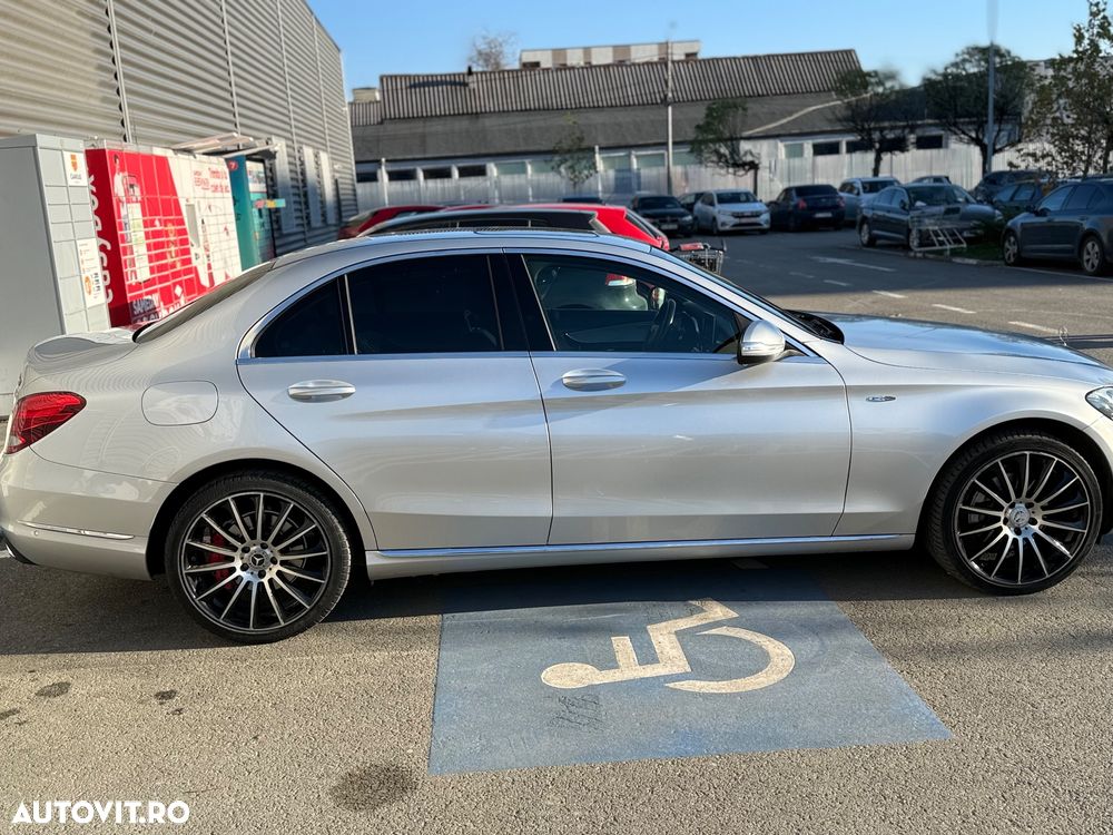 Mercedes-Benz C - 6