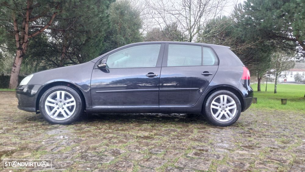 VW Golf 1.9 TDi BlueM. Confortline - 2