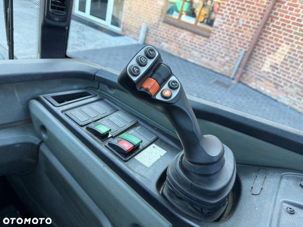 Wacker Neuson WL44 - 25