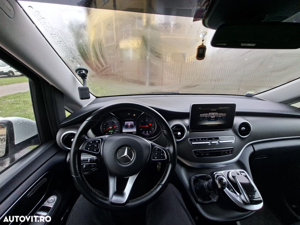 Mercedes-Benz V 220 CDI Compact Avantgarde - 2