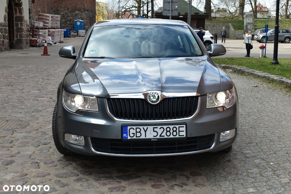 Skoda Superb 3.6 V6 4x4 DSG Elegance - 2