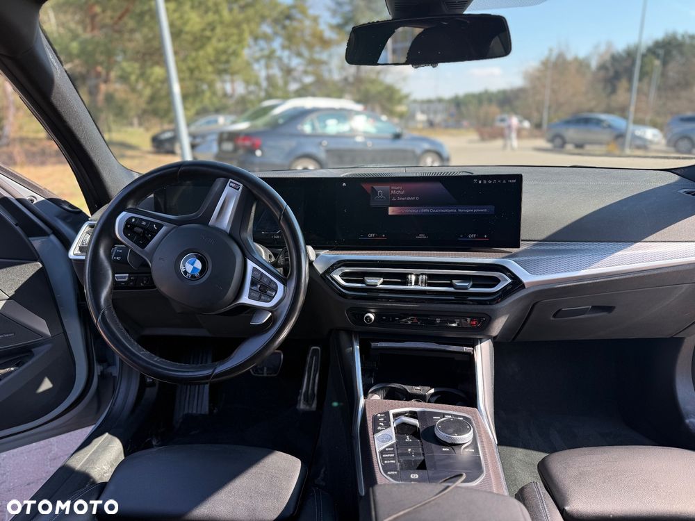 BMW Seria 3 330i M Sport - 29