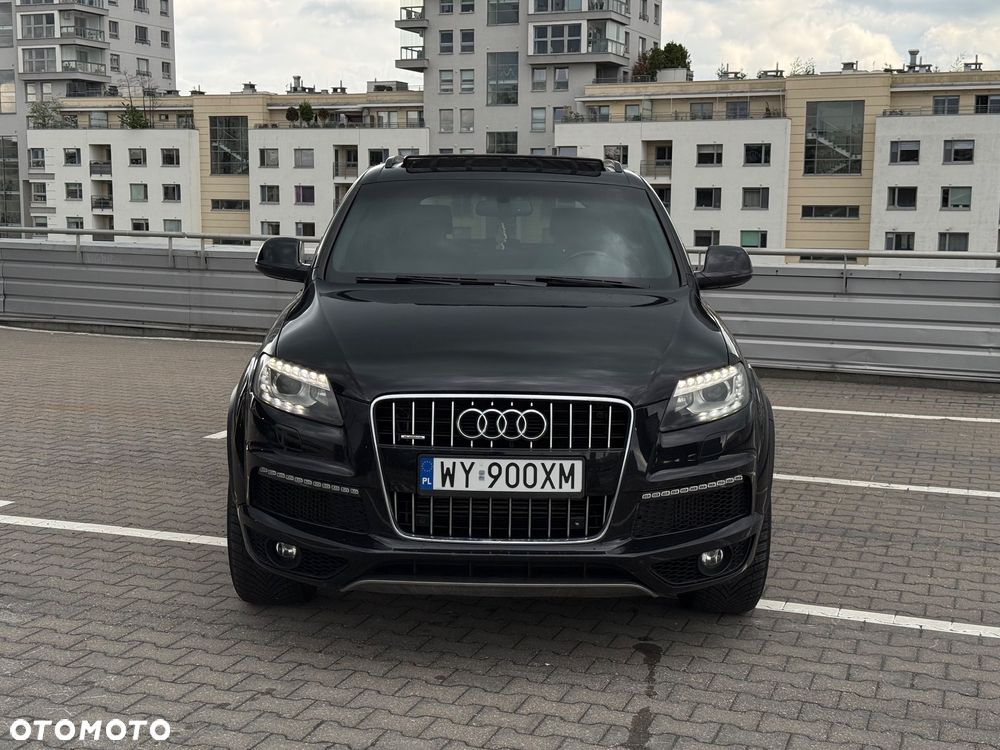 Audi Q7 - 1