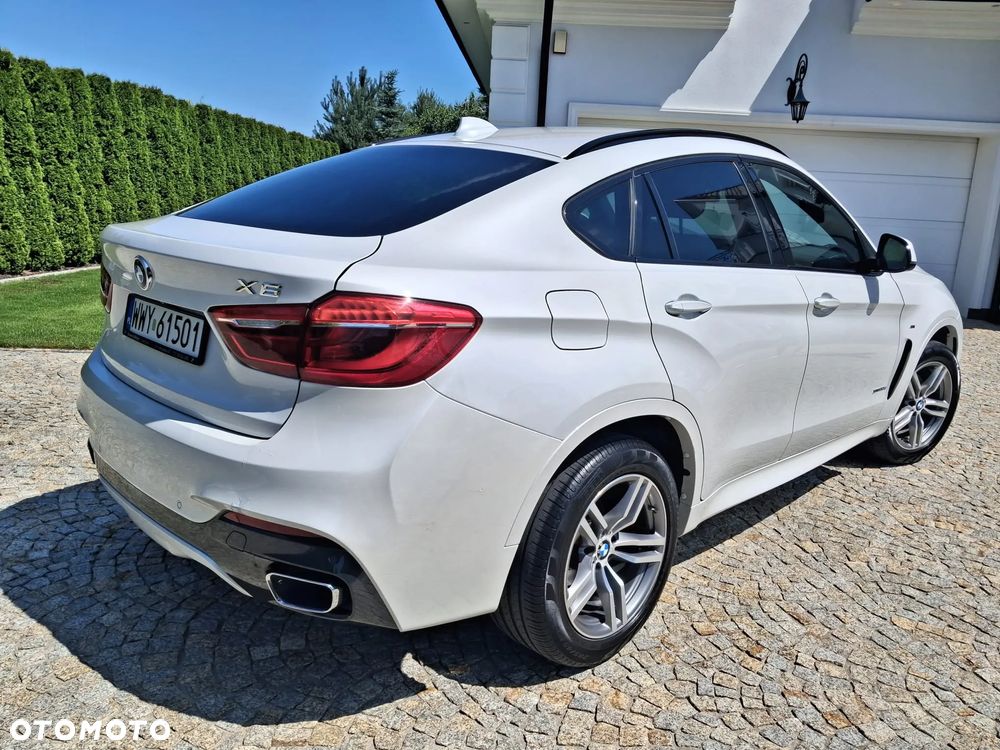 BMW X6 xDrive30d - 16