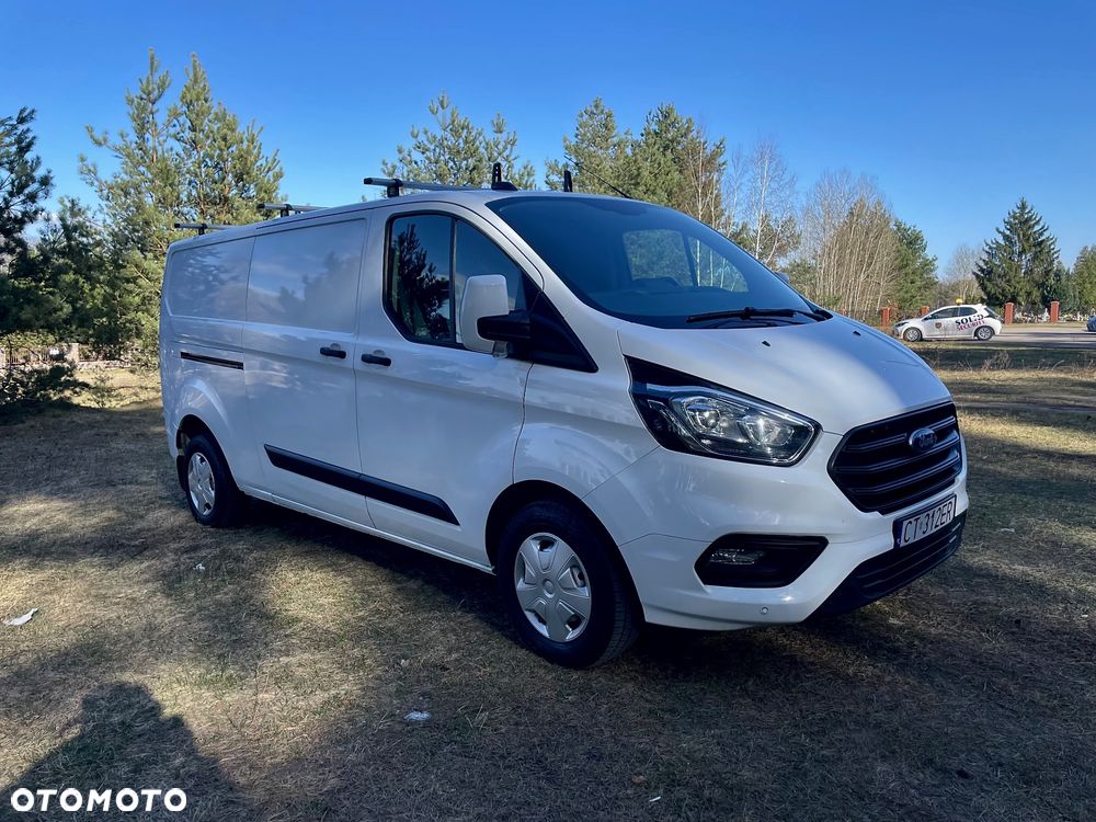Ford Transit Custom Van - 7