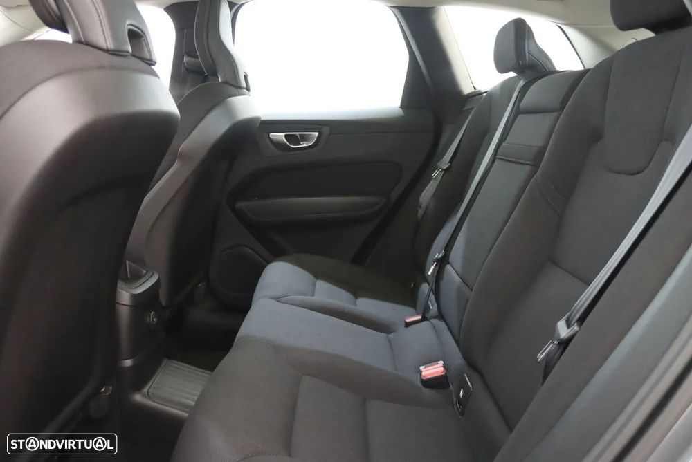 Volvo XC 60 2.0 T6 PHEV Inscription Expression AWD - 6