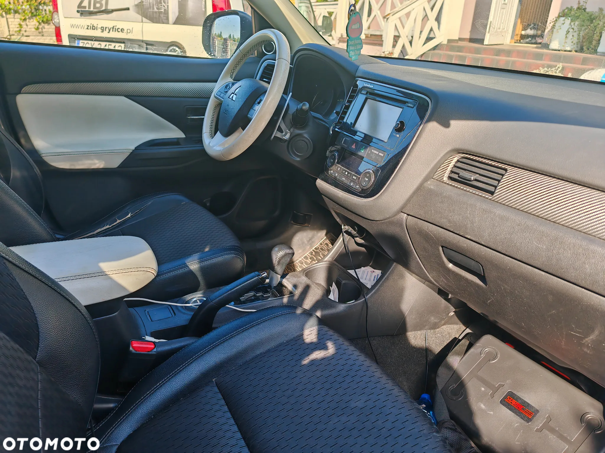 Mitsubishi Outlander - 9