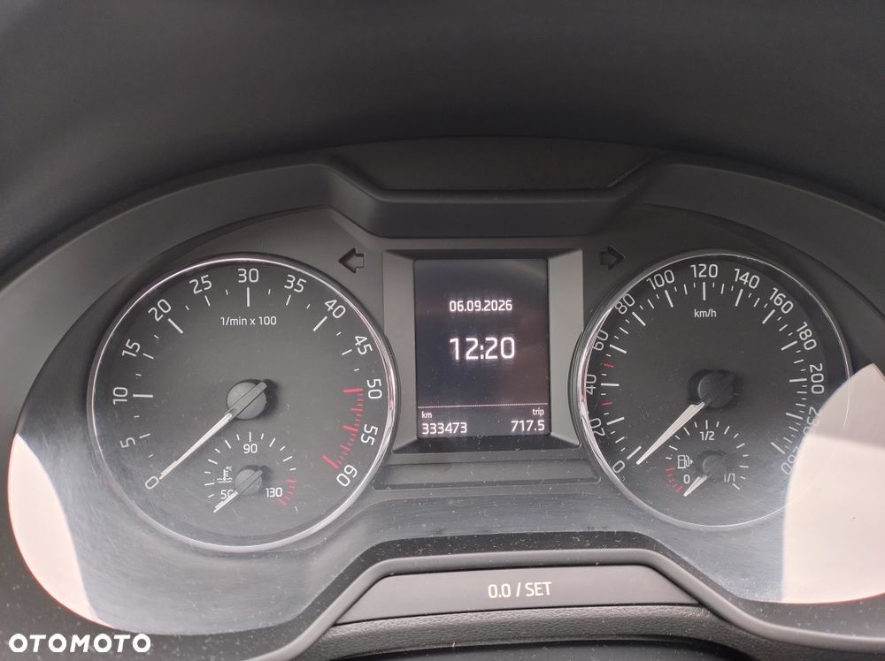 Skoda Octavia - 8