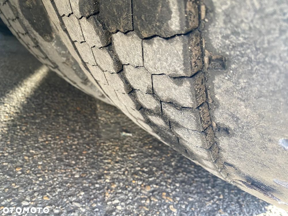 Renault D-WIDE + LOHR EUROLOHR - 37