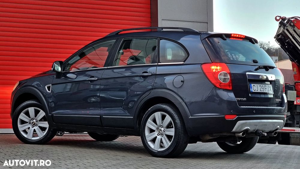 Chevrolet Captiva 2.0 4WD 7 Sitzer Automatik LT - 24