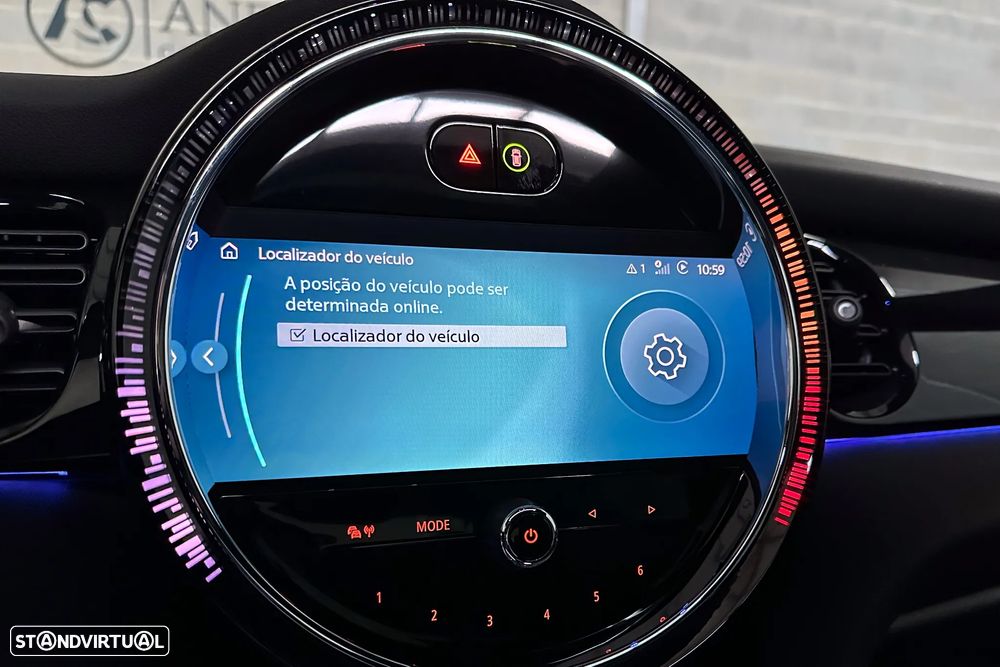 MINI 5 Portas Cooper S Premium JCW Auto - 29