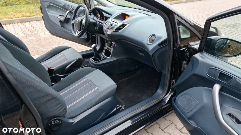 Ford Fiesta 1.25 Trend - 14