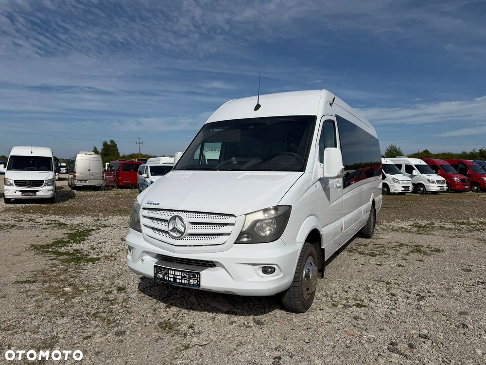 Mercedes-Benz Sprinter 516 - 12