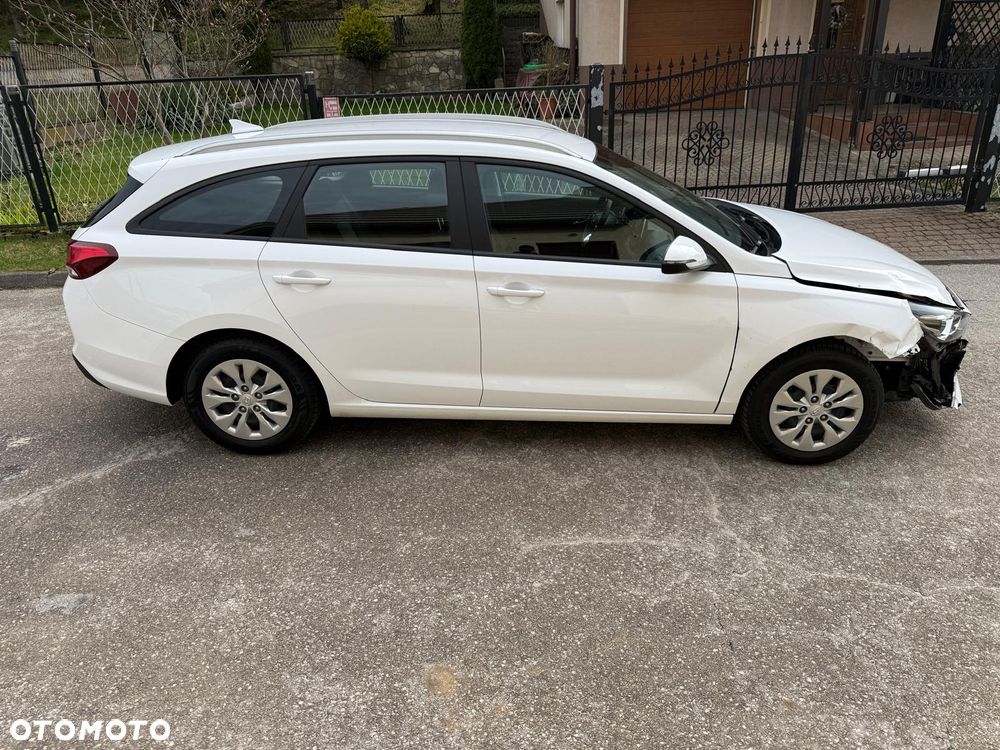 Hyundai i30 1.0 T-GDI Smart - 4