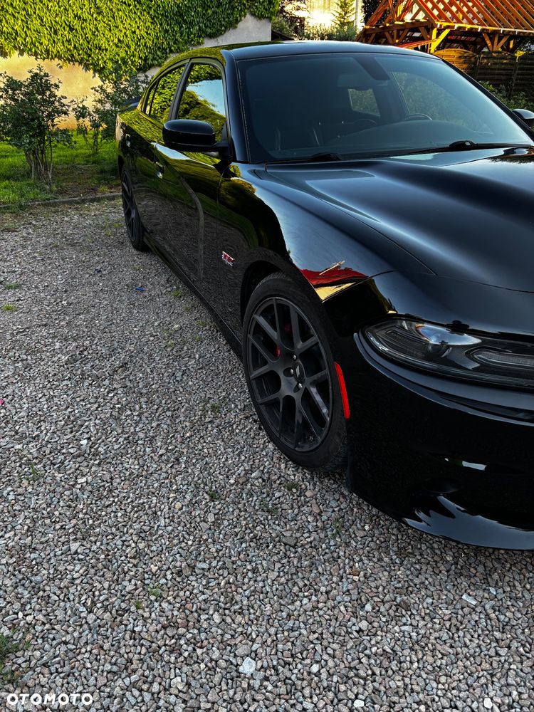 Dodge Charger 6.4 Scat Pack - 18