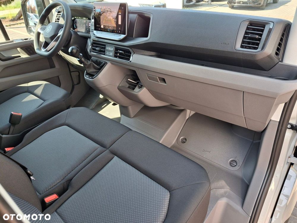 Volkswagen Crafter - 28