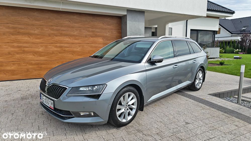 Skoda Superb 2.0 TDI DSG Premium Edition - 21